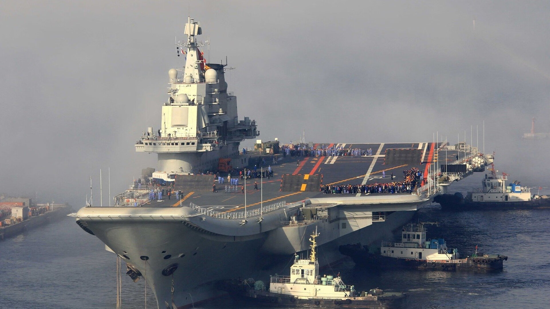 “高新区全民健身馆:壁球的秘密,击球背后是百秒的决战!”