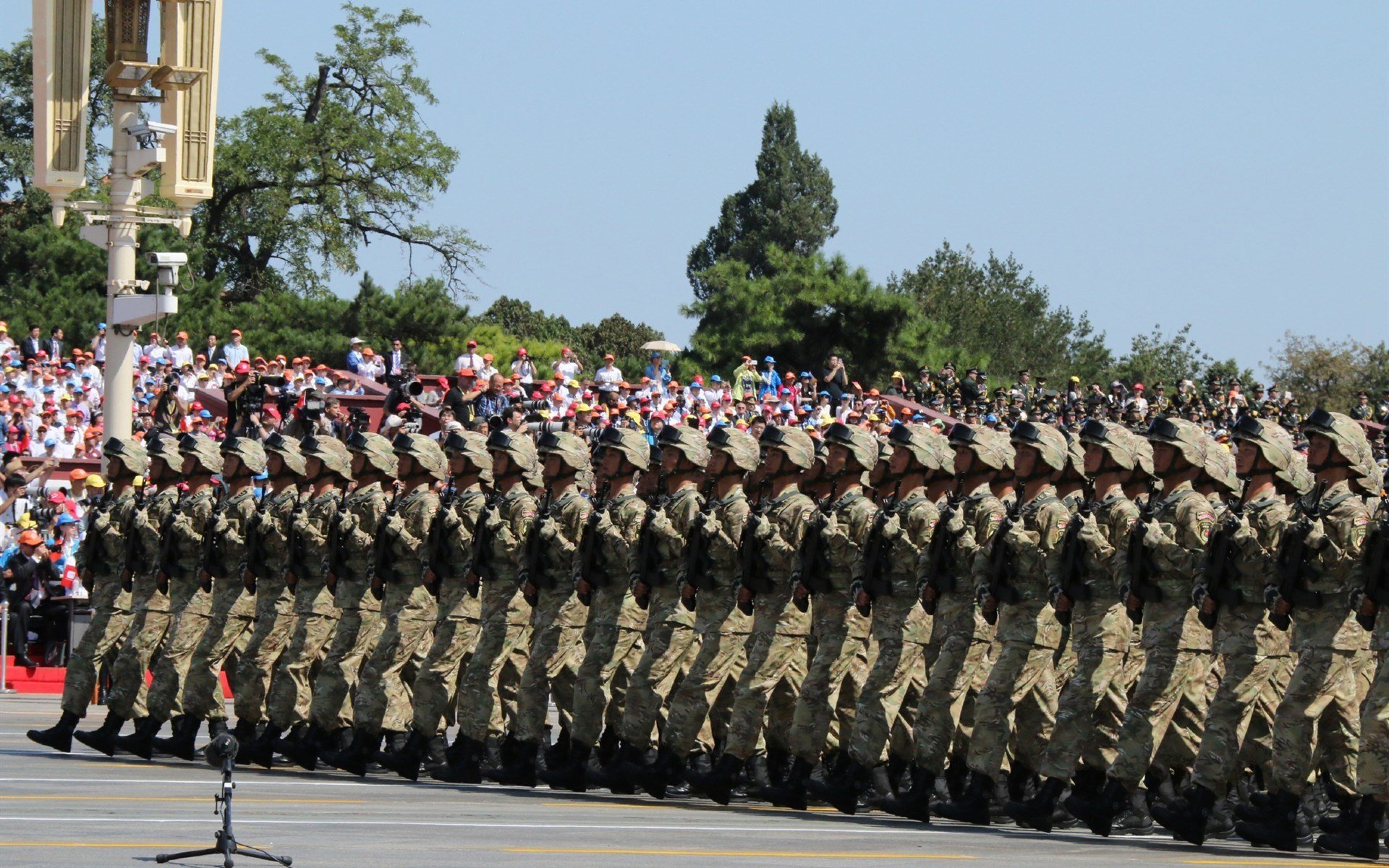 美职篮季后赛对阵出炉 热门球队强强对决，美职业季后赛