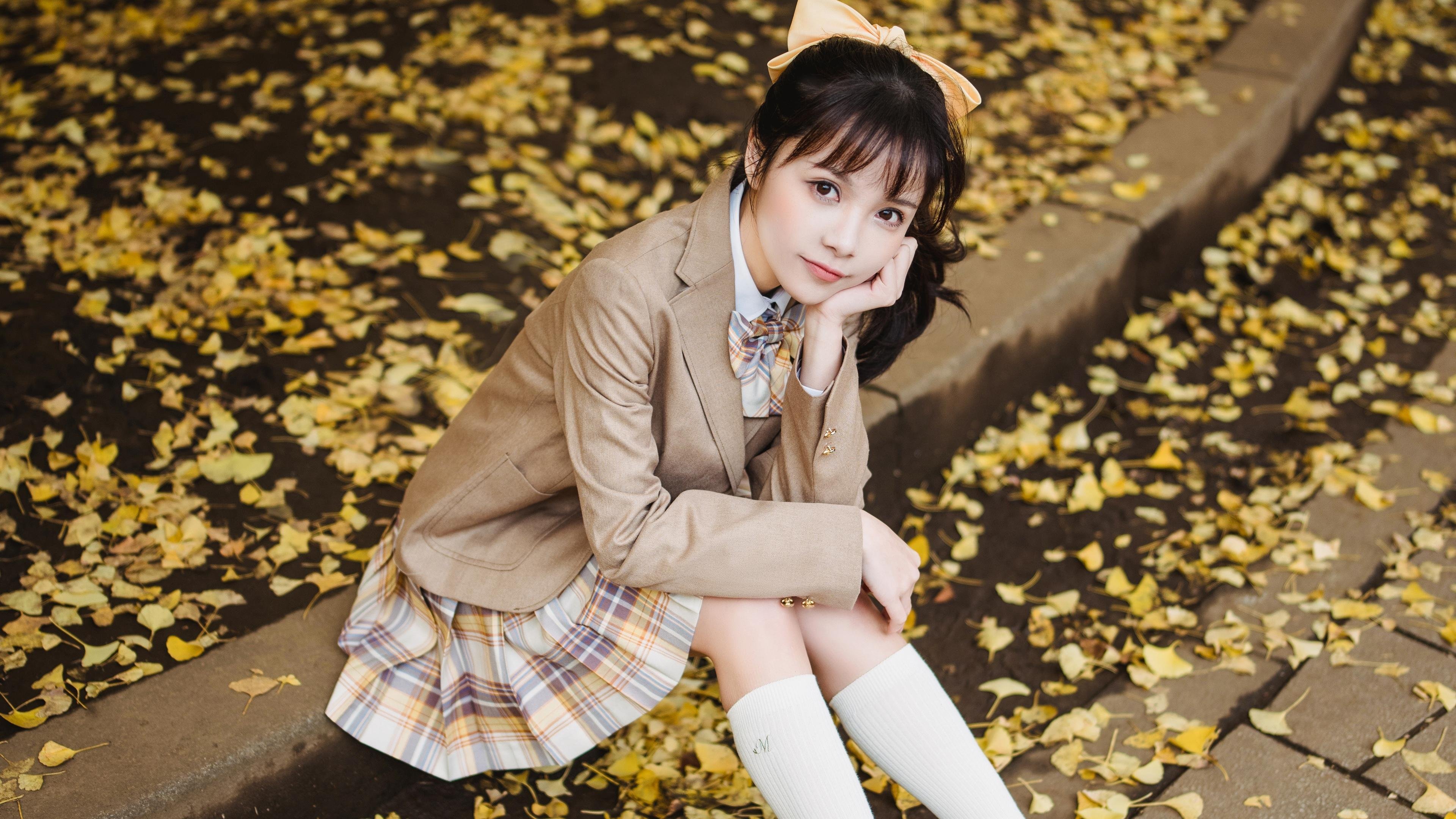 利物浦在欧冠小组赛中稳步前行，追逐冠军梦想