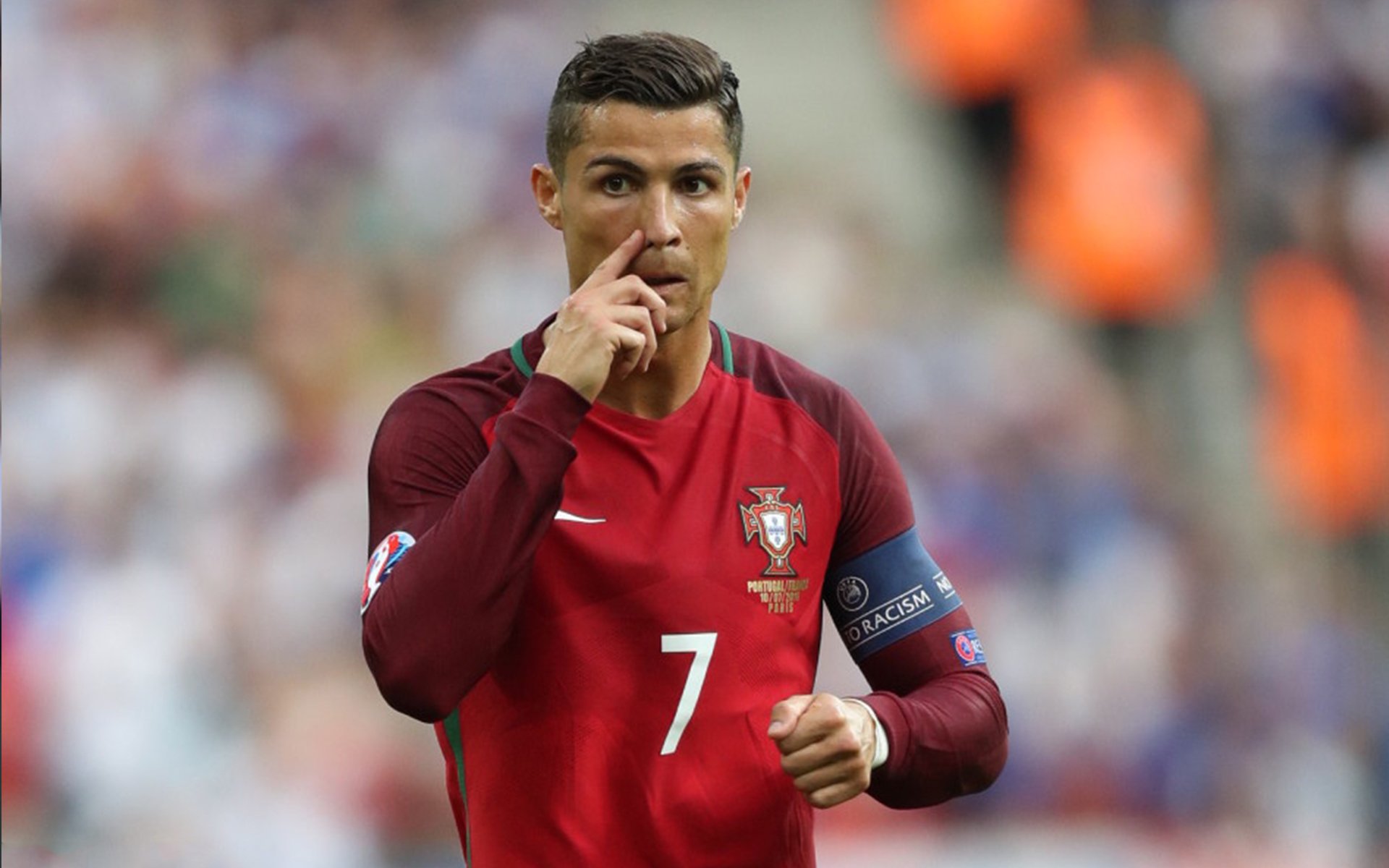 日本队新星闪耀赛场！，日本足球十大新星