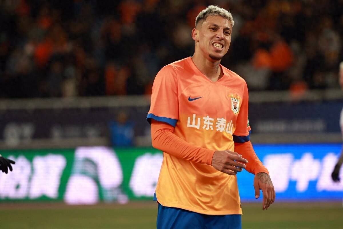 关于乐鱼体育:归化球员费南多：积极康复，争取早日重返赛场的信息