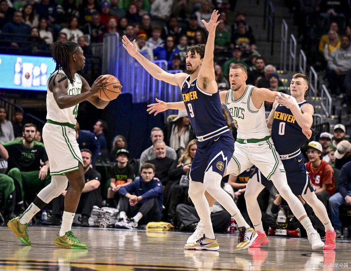 包含乐鱼体育：凯尔特人队防守策略：如何限制约基奇的内线进攻和组织？的词条